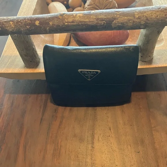 Prada Black Leather Wallet - Picture 4 of 7